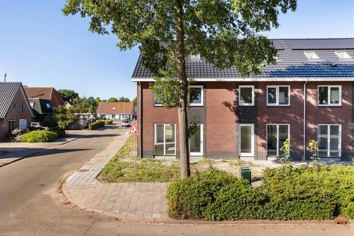 Te koop: Foto Woonhuis aan de Hortensiastraat 10 in Wezep