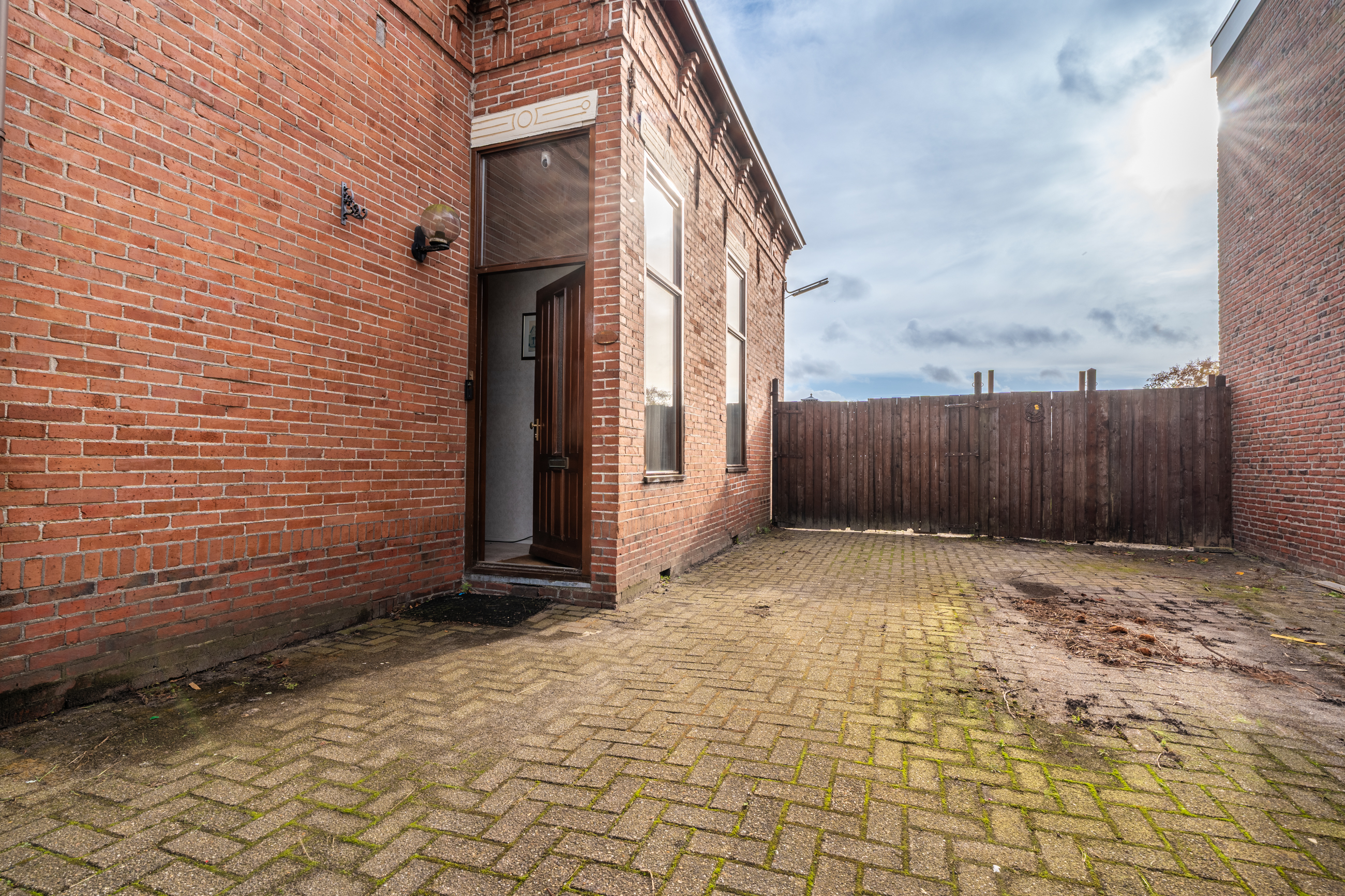 Te koop: Foto Woonhuis aan de Hoofdstraat 112 in Hoogezand