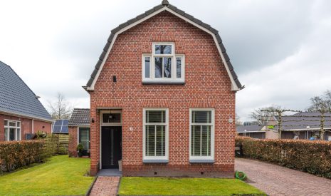 Te koop: Foto Woonhuis aan de Duerswâldmer Wei 6 in Bakkeveen