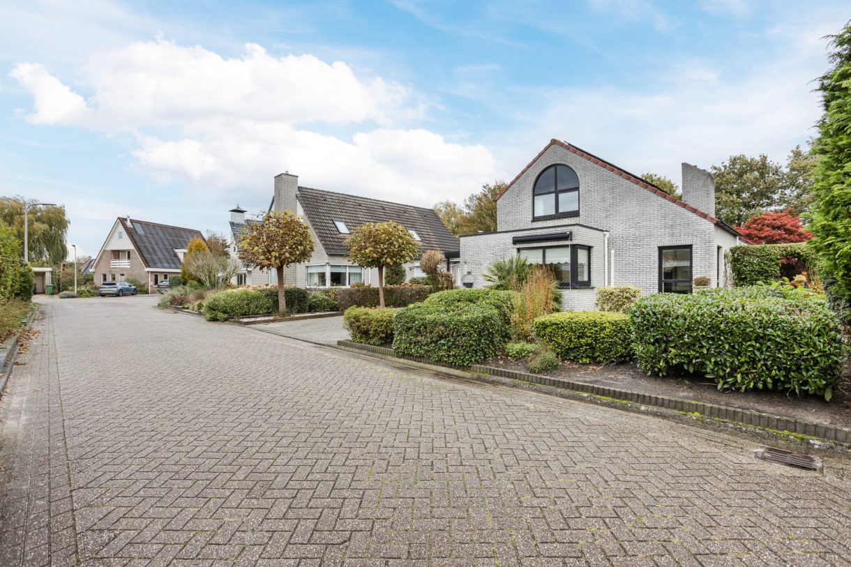 Te koop: Foto Woonhuis aan de Witbol 2 in Hoogeveen