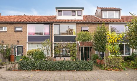 Hoofdfoto van Alphen aan den Rijn Cederstraat 8