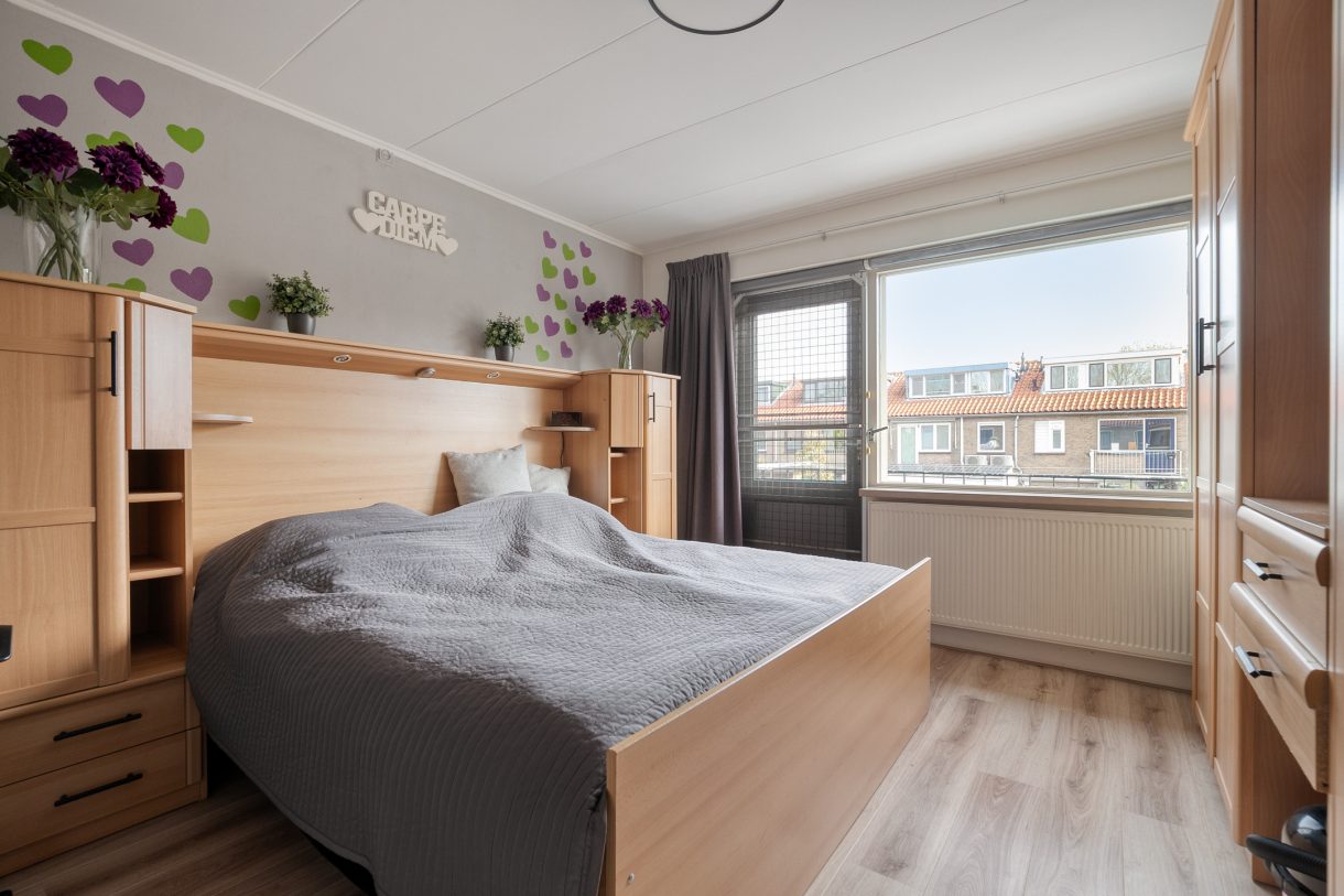Te koop: Foto Woonhuis aan de Cederstraat 8 in Alphen aan den Rijn