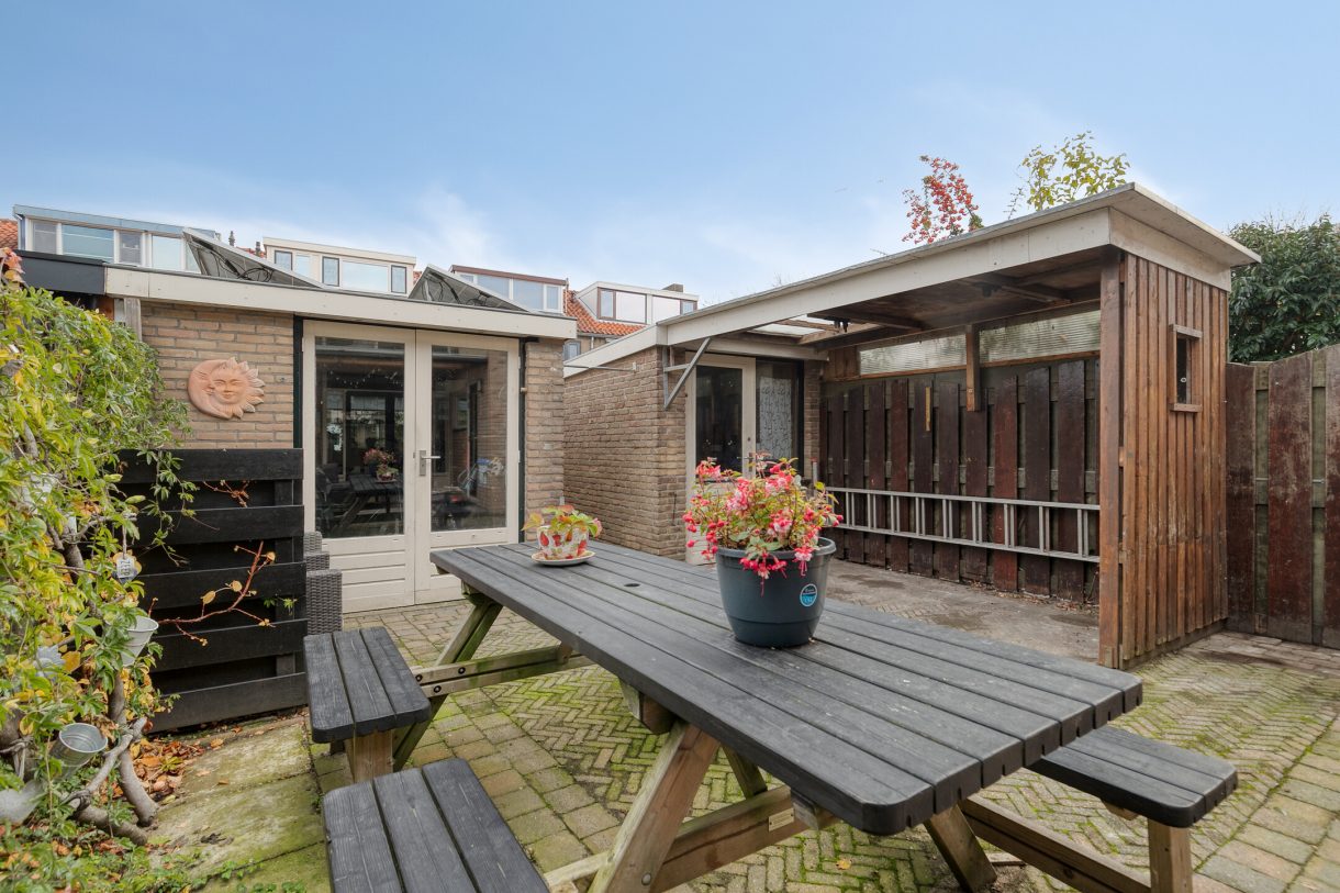 Te koop: Foto Woonhuis aan de Cederstraat 8 in Alphen aan den Rijn