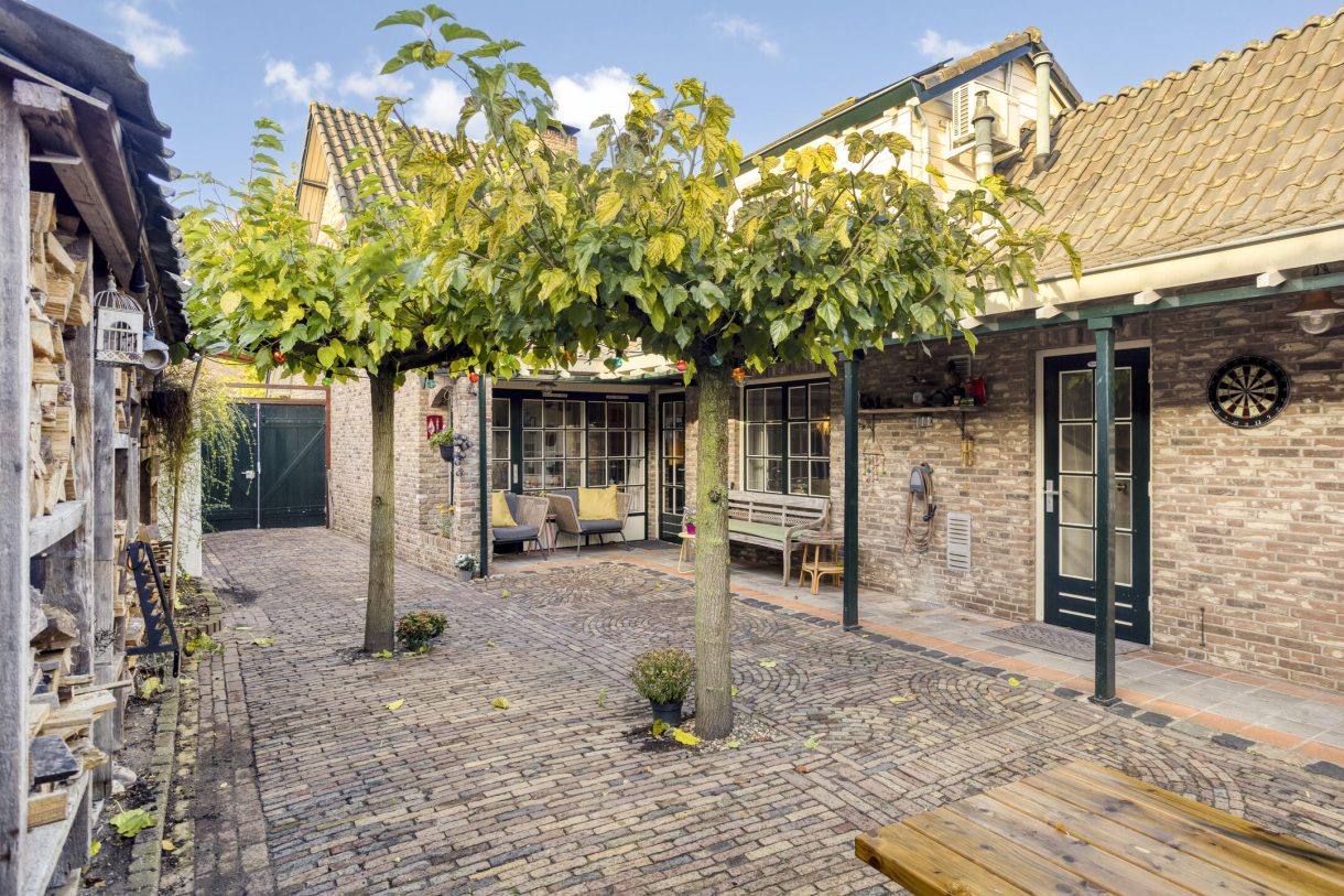 Te koop: Foto Woonhuis aan de Burgemeester Buskensstraat 20 in Uden