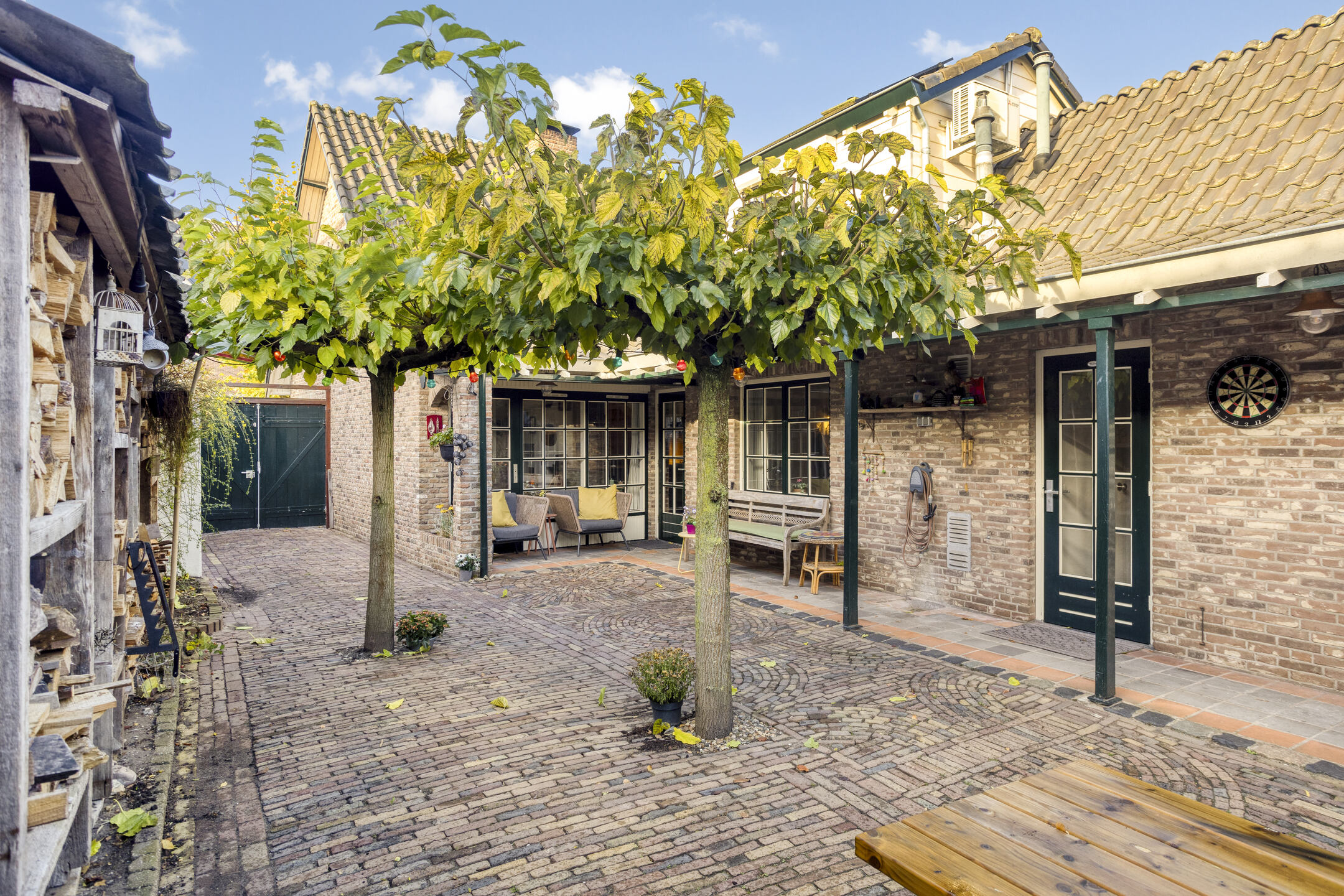 Te koop: Foto Woonhuis aan de Burgemeester Buskensstraat 20 in Uden