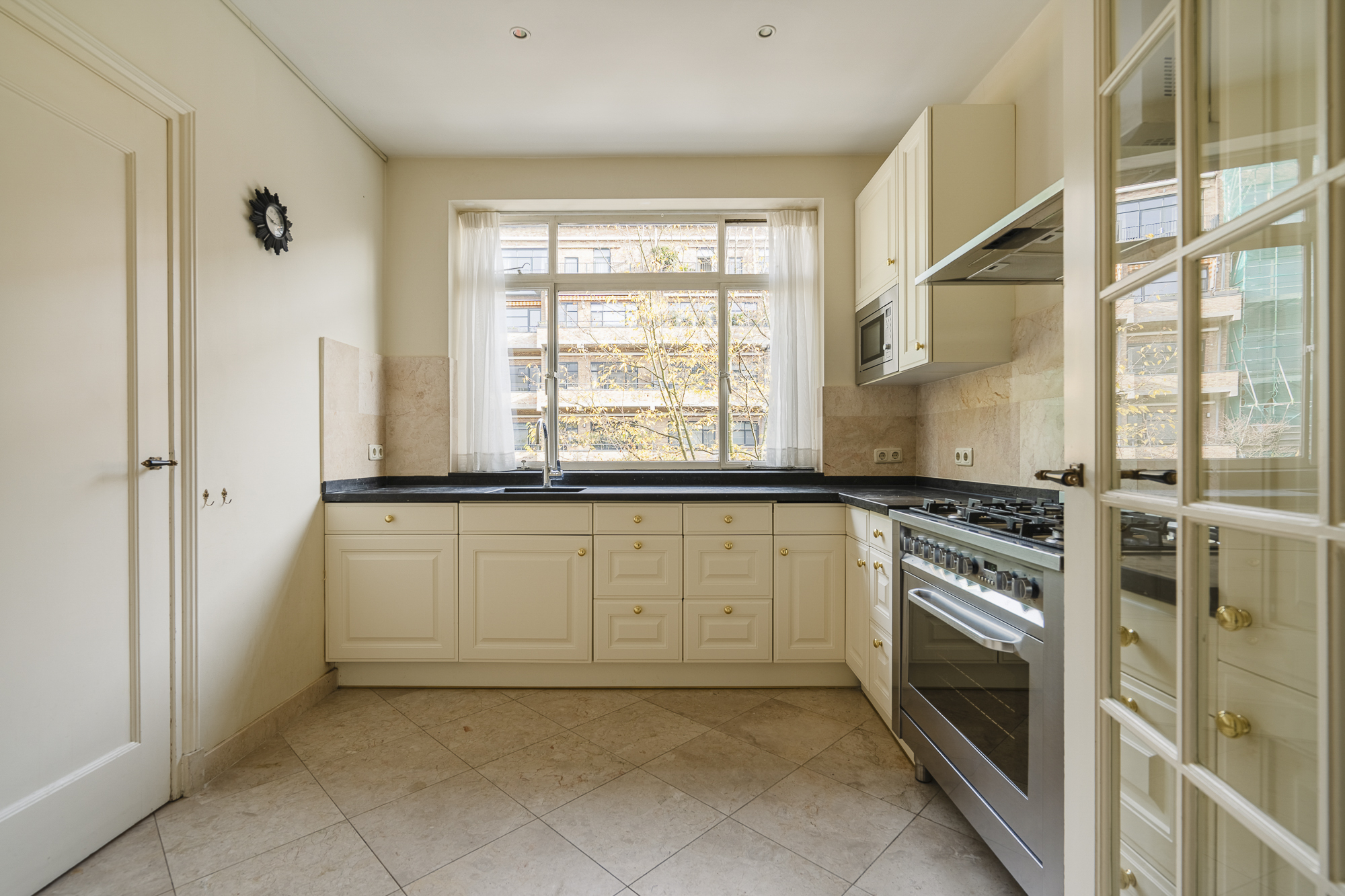 Te koop: Foto Appartement aan de Willemstraat 87A in 's-Gravenhage