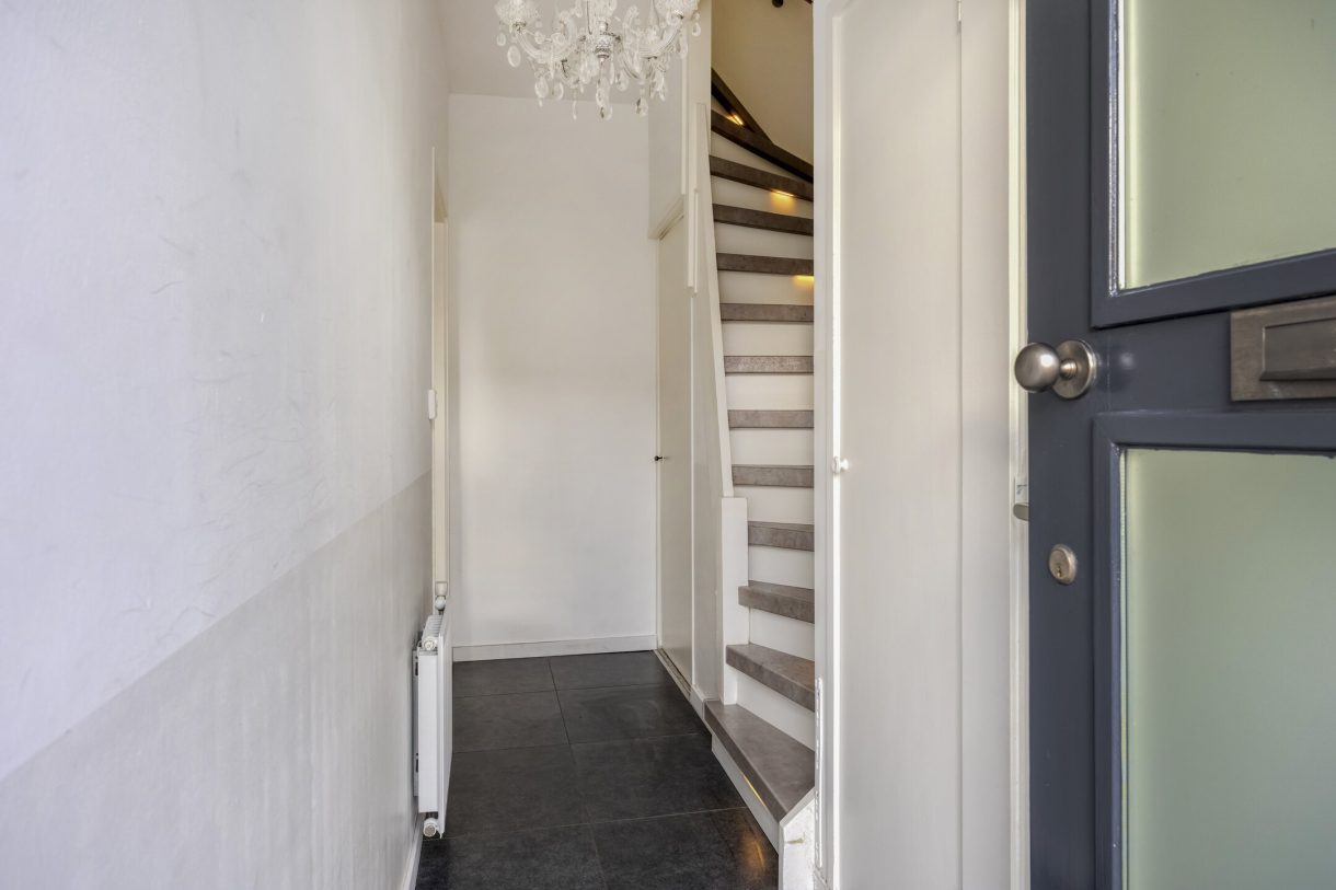 Te koop: Foto Woonhuis aan de Van Lennepstraat 79 in Alphen aan den Rijn