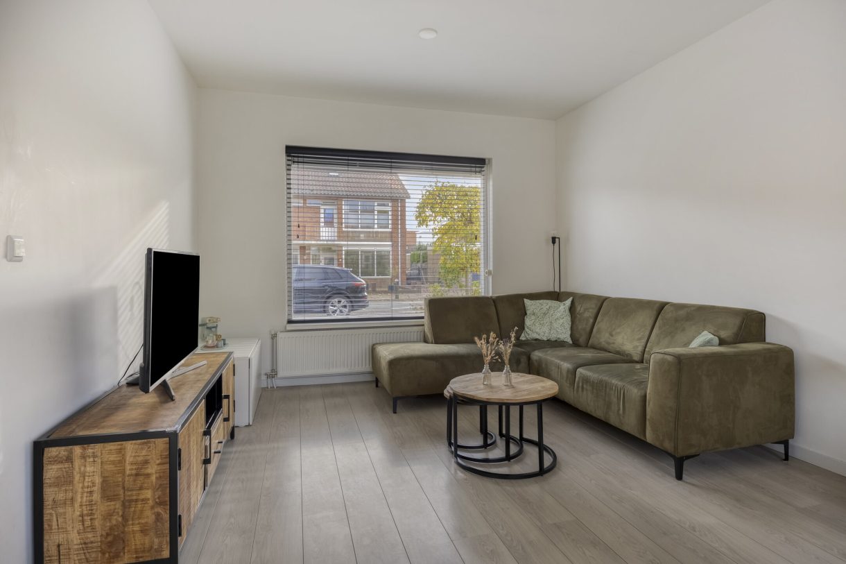 Te koop: Foto Woonhuis aan de Van Lennepstraat 79 in Alphen aan den Rijn