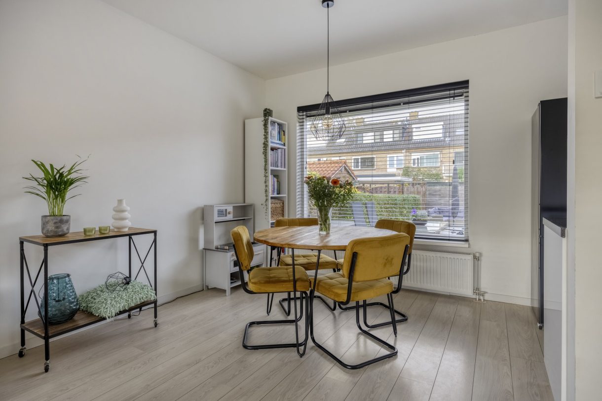 Te koop: Foto Woonhuis aan de Van Lennepstraat 79 in Alphen aan den Rijn