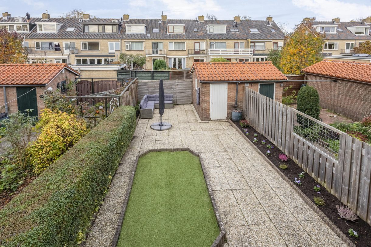 Te koop: Foto Woonhuis aan de Van Lennepstraat 79 in Alphen aan den Rijn