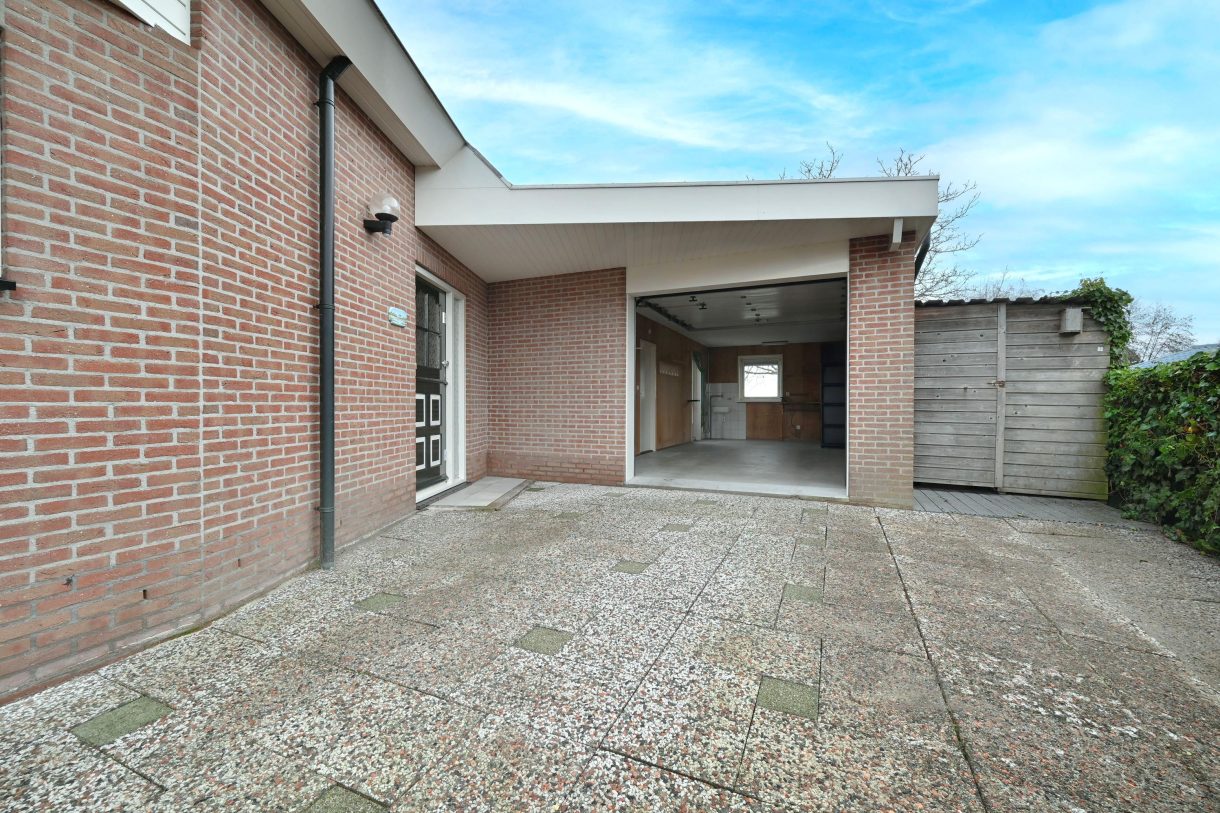 Te koop: Foto Woonhuis aan de Zuideinde 51A in Nieuwkoop