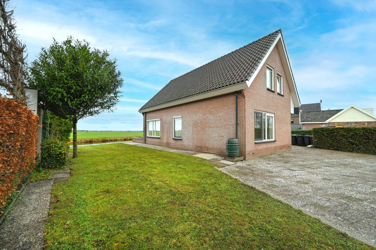 Te koop: Foto Woonhuis aan de Zuideinde 51A in Nieuwkoop