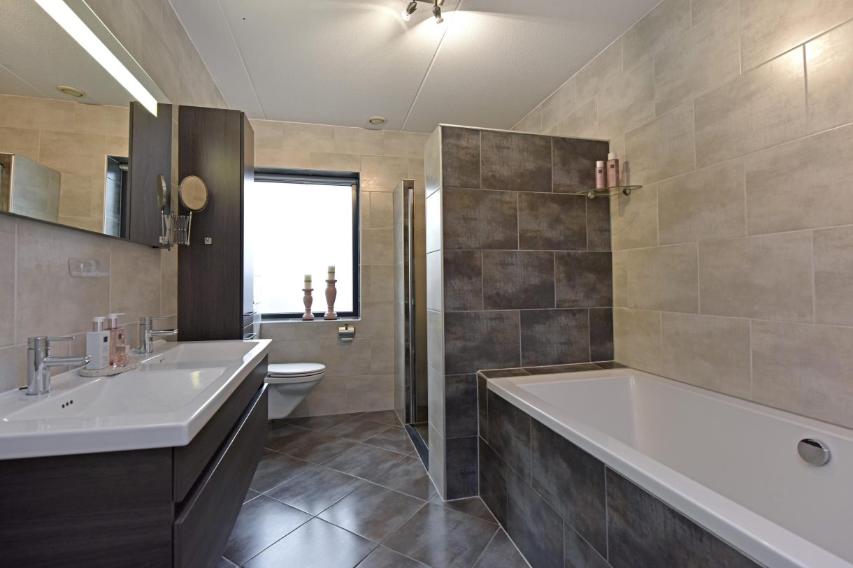 Te koop: Foto Woonhuis aan de Hertog Albrechtstraat 84 in Zevenhoven