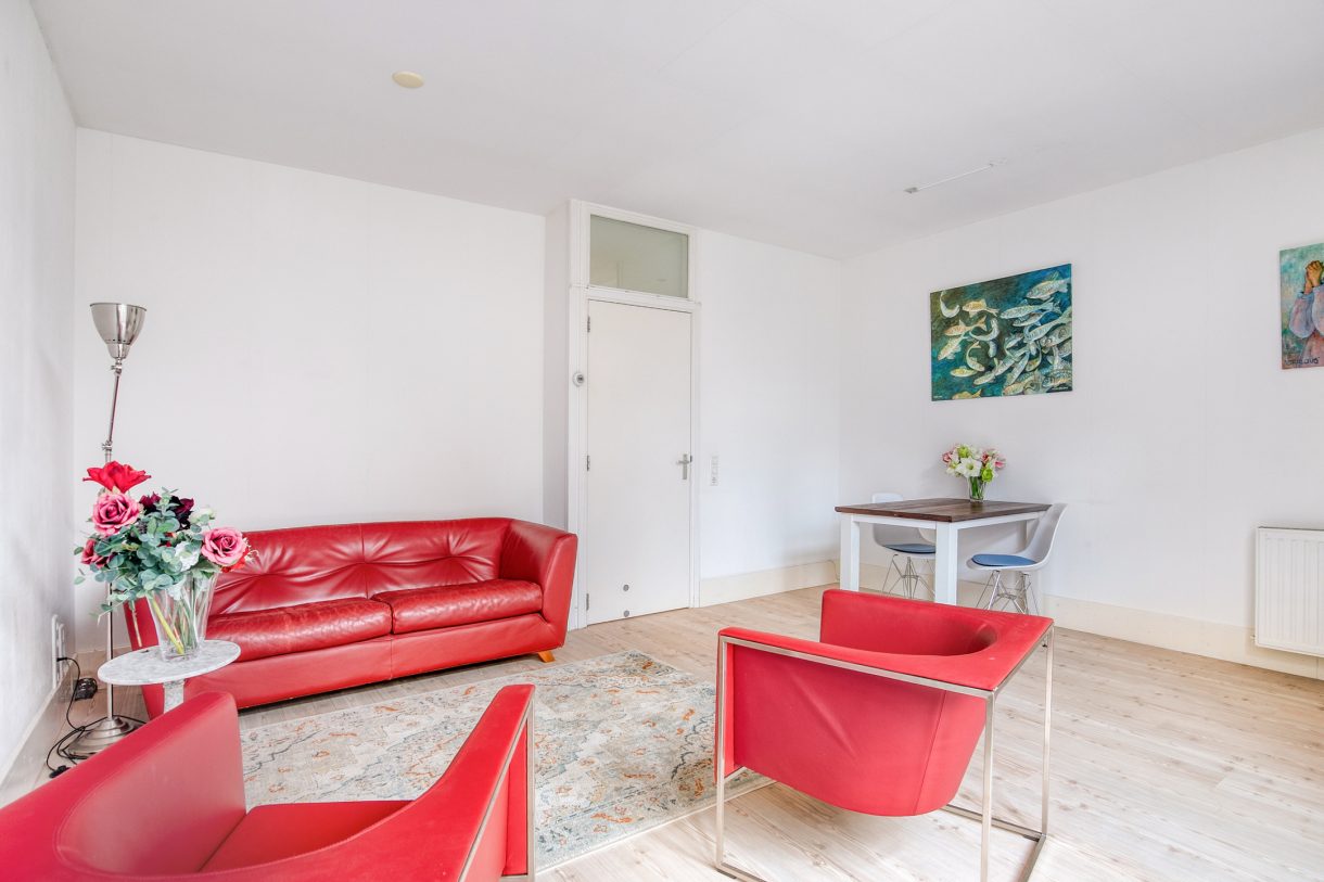 Te koop: Foto Appartement aan de Prins Hendrikstraat 130 in Alphen aan den Rijn