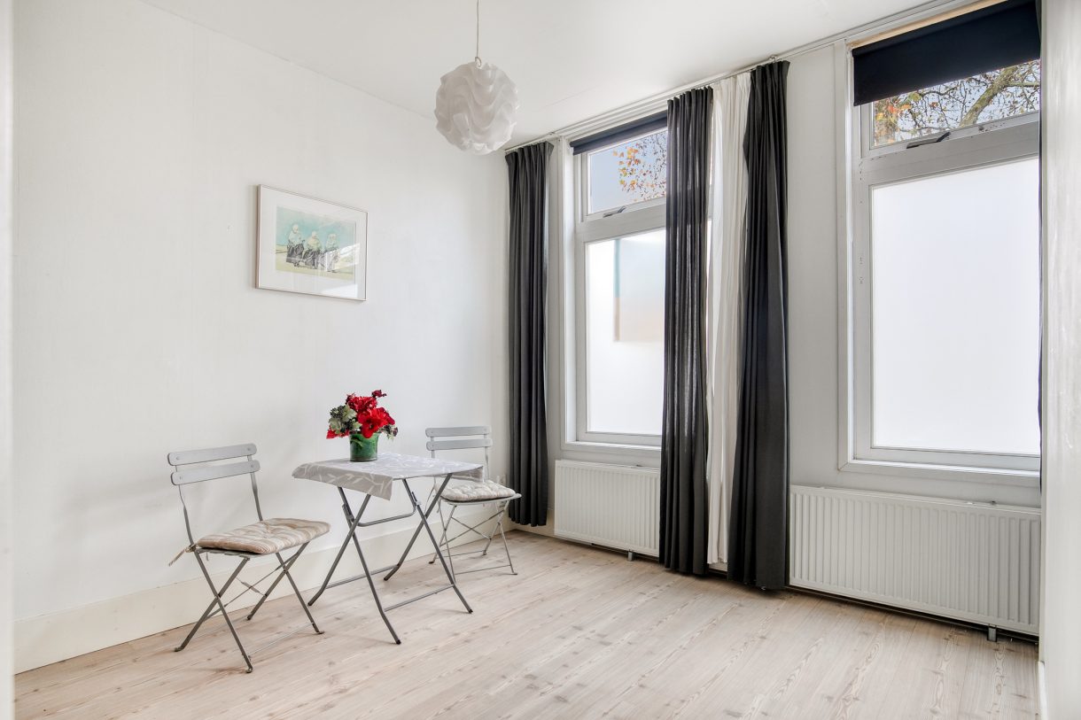 Te koop: Foto Appartement aan de Prins Hendrikstraat 130 in Alphen aan den Rijn