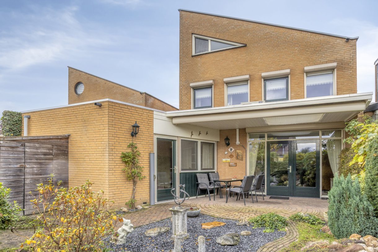 Te koop: Foto Woonhuis aan de van Randwijkhof 3 in Lichtenvoorde