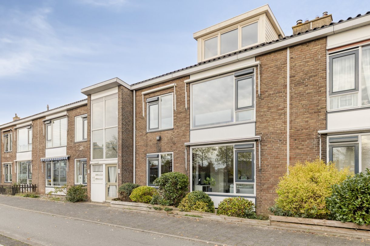 Te koop: Foto Appartement aan de Witte de Withstraat 25 in Alphen aan den Rijn
