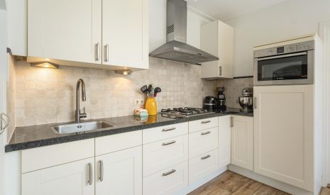 Te koop: Foto Woonhuis aan de Van Lockhorstweg 31 in Kockengen