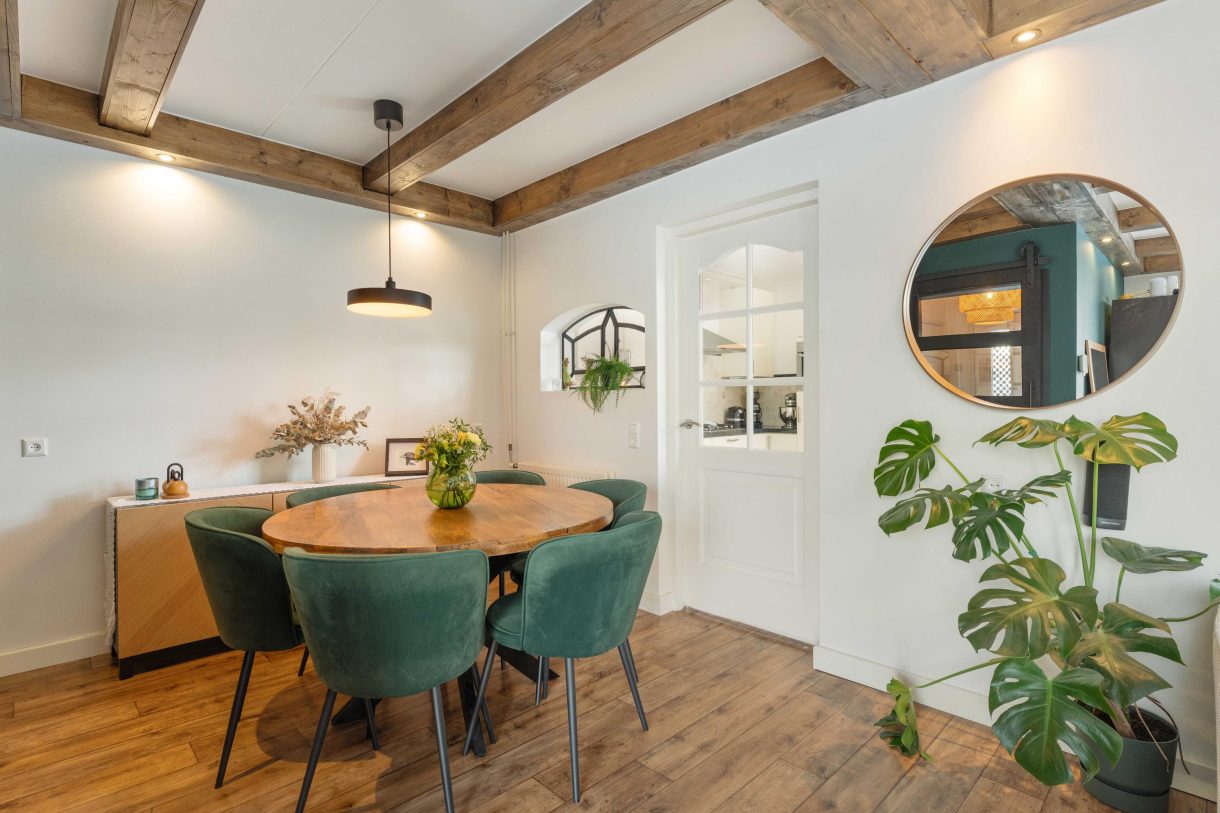 Te koop: Foto Woonhuis aan de Van Lockhorstweg 31 in Kockengen