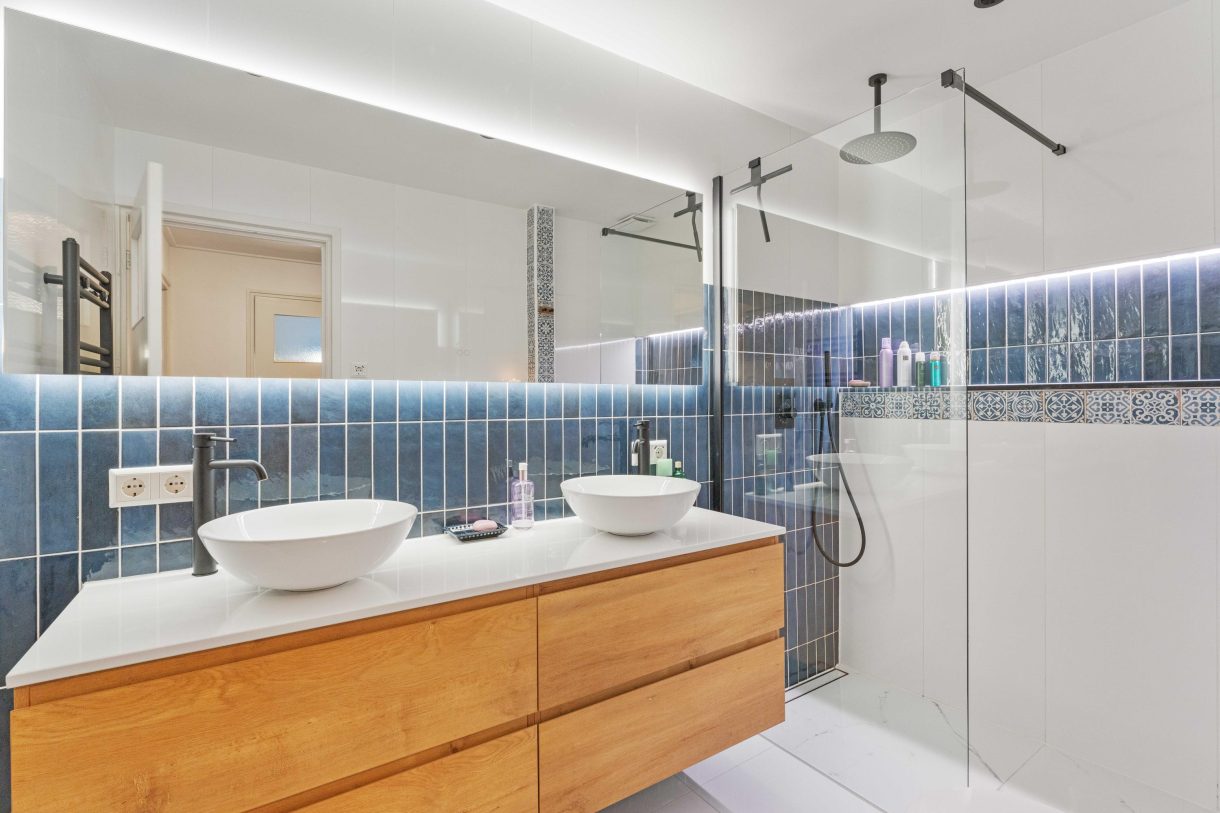 Te koop: Foto Woonhuis aan de Van Lockhorstweg 31 in Kockengen