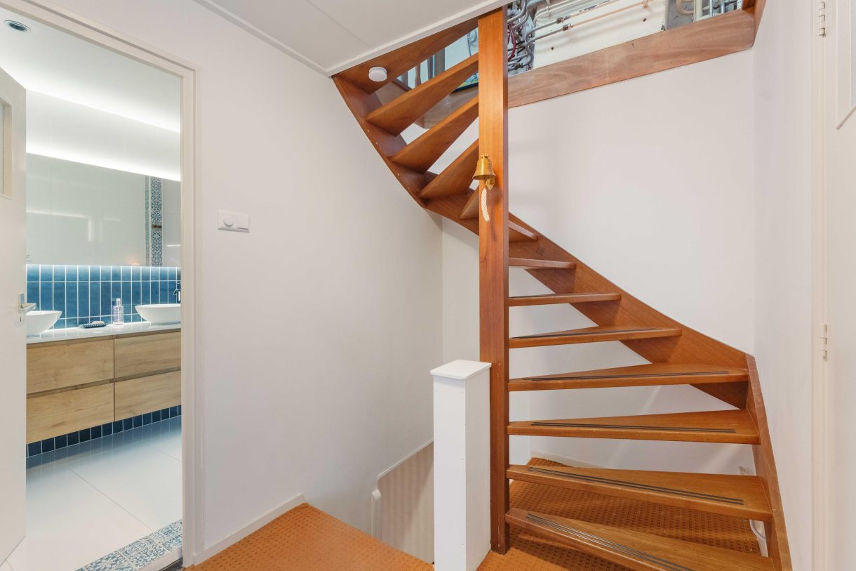 Te koop: Foto Woonhuis aan de Van Lockhorstweg 31 in Kockengen