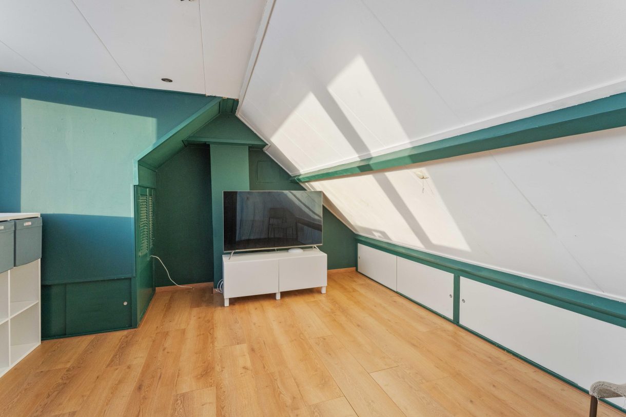 Te koop: Foto Woonhuis aan de Van Lockhorstweg 31 in Kockengen