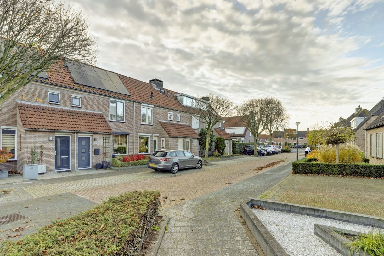 Te koop: Foto Woonhuis aan de Scholverbos 42 in Rijen