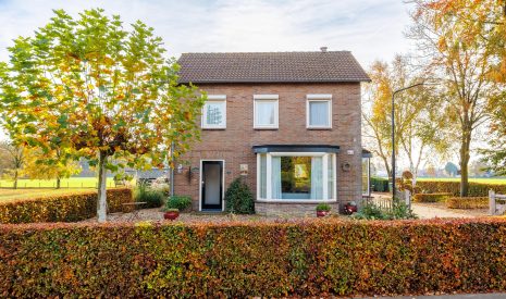 Te koop: Foto Woonhuis aan de Eikenlaan 6 in Langenboom