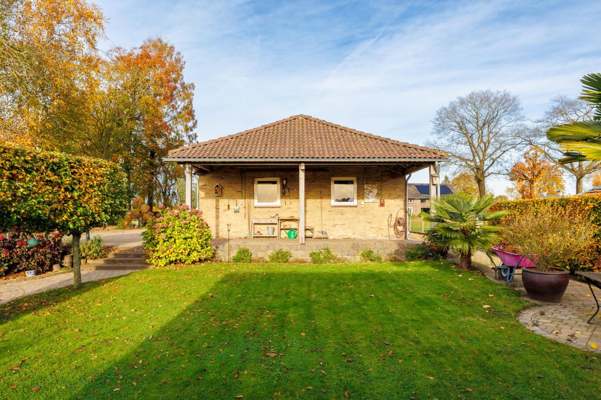 Te koop: Foto Woonhuis aan de Eikenlaan 6 in Langenboom