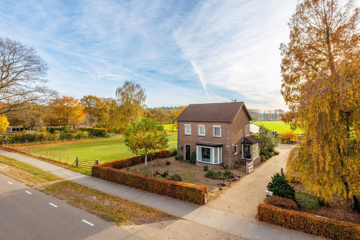 Te koop: Foto Woonhuis aan de Eikenlaan 6 in Langenboom