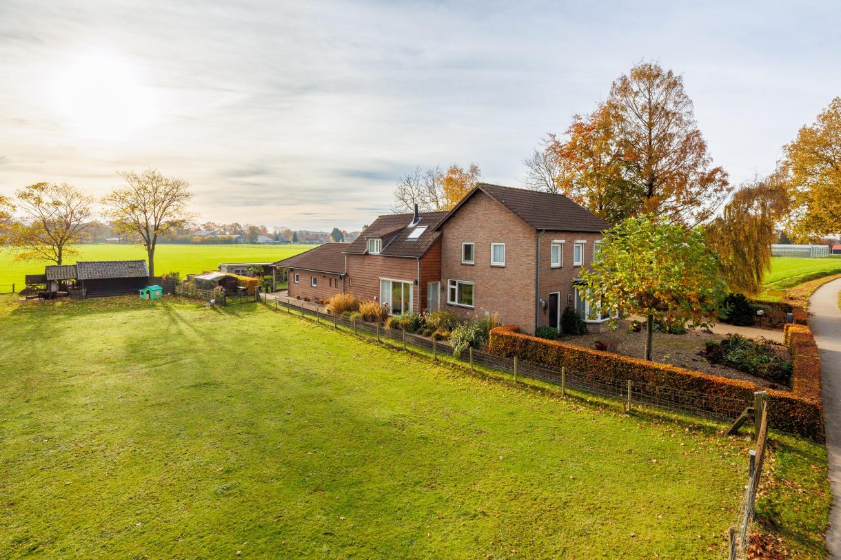 Te koop: Foto Woonhuis aan de Eikenlaan 6 in Langenboom