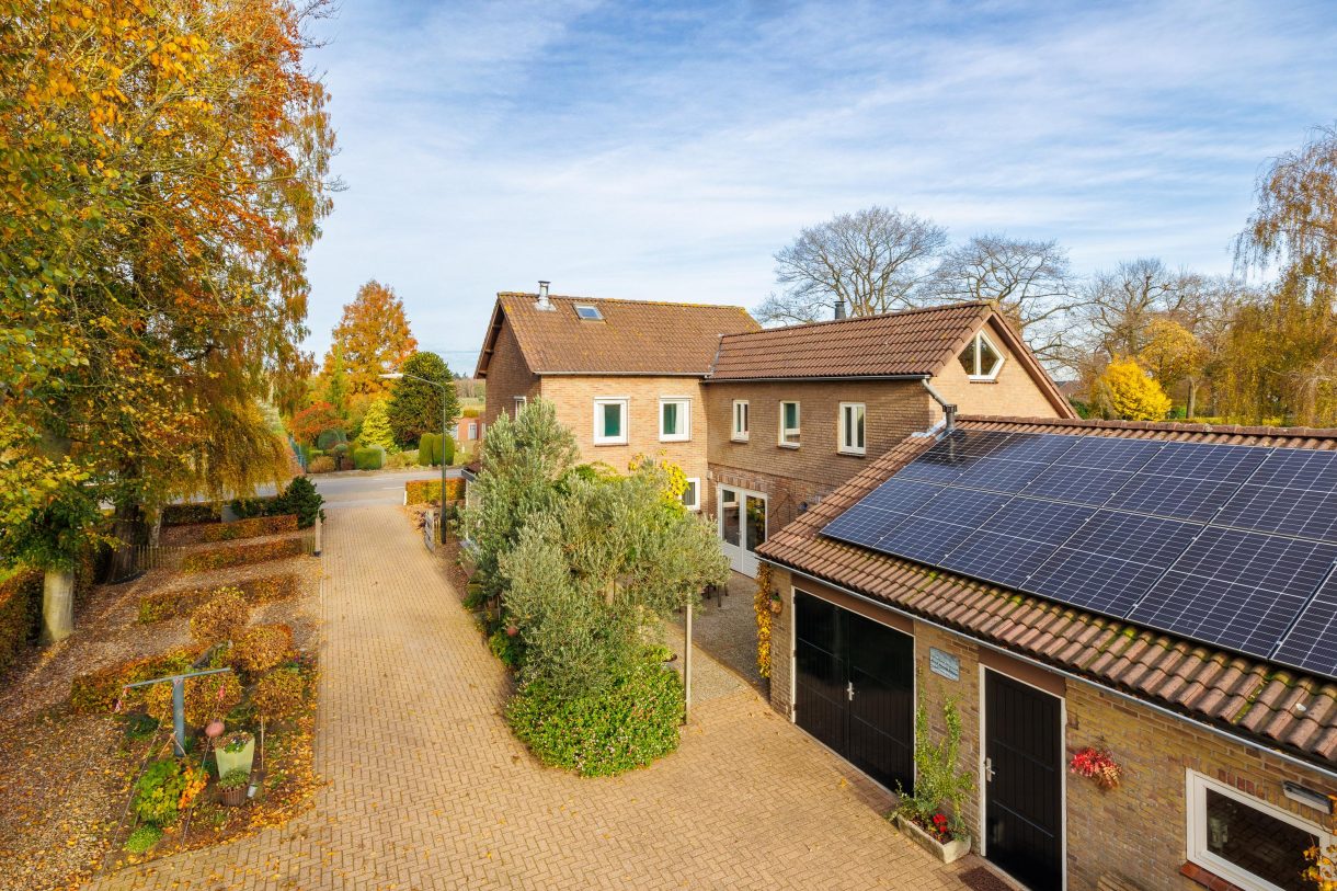 Te koop: Foto Woonhuis aan de Eikenlaan 6 in Langenboom