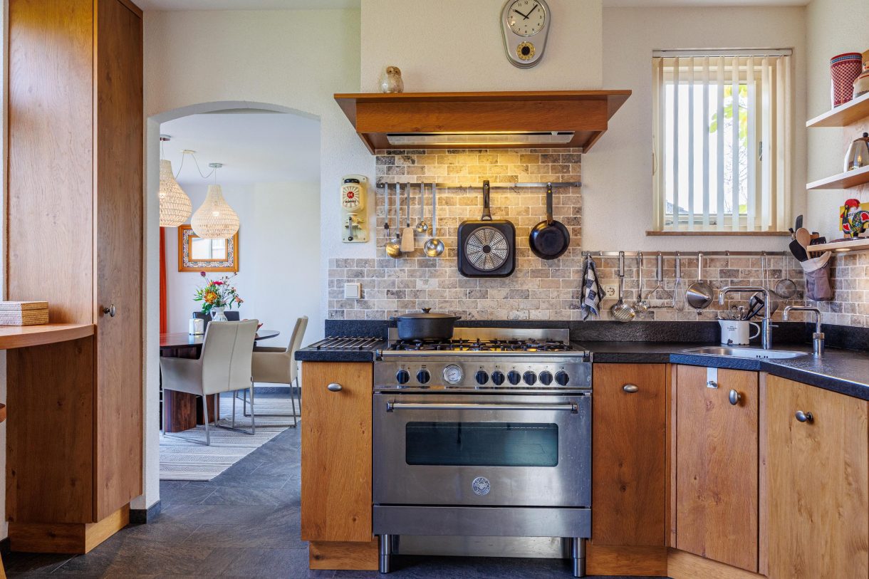 Te koop: Foto Woonhuis aan de Eikenlaan 6 in Langenboom