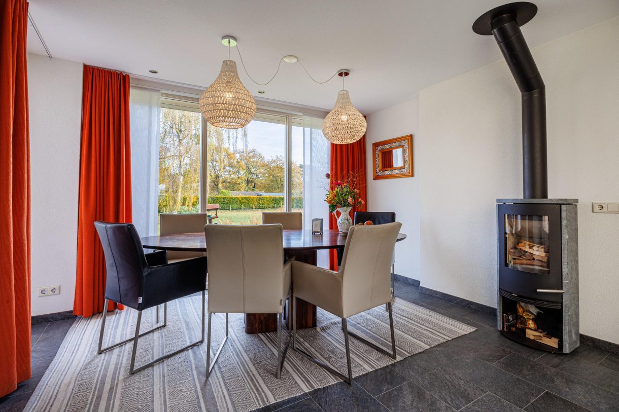 Te koop: Foto Woonhuis aan de Eikenlaan 6 in Langenboom