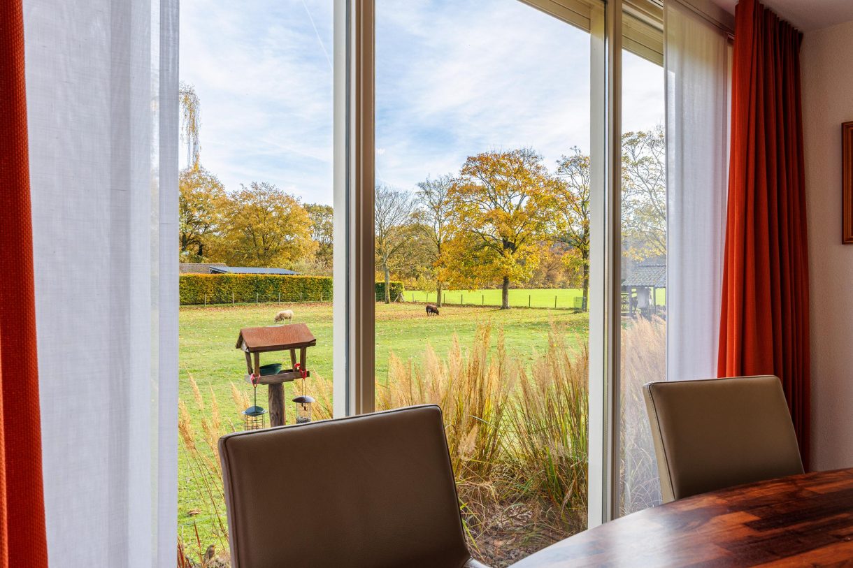 Te koop: Foto Woonhuis aan de Eikenlaan 6 in Langenboom