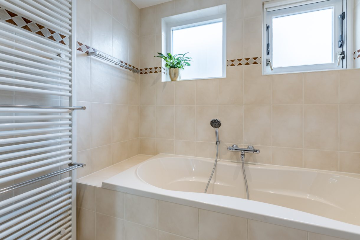 Te koop: Foto Woonhuis aan de Jenneke E. Bijlhof 15 in Waarder