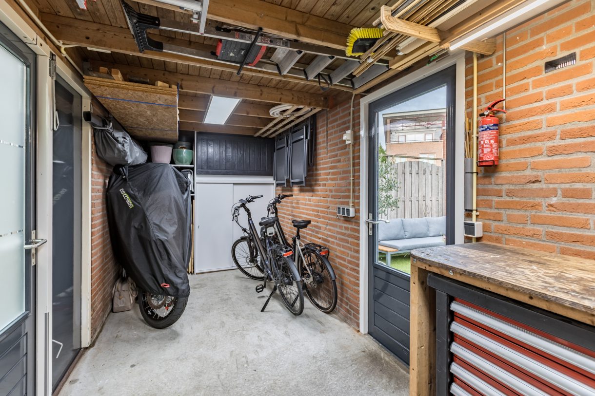 Te koop: Foto Woonhuis aan de Jenneke E. Bijlhof 15 in Waarder