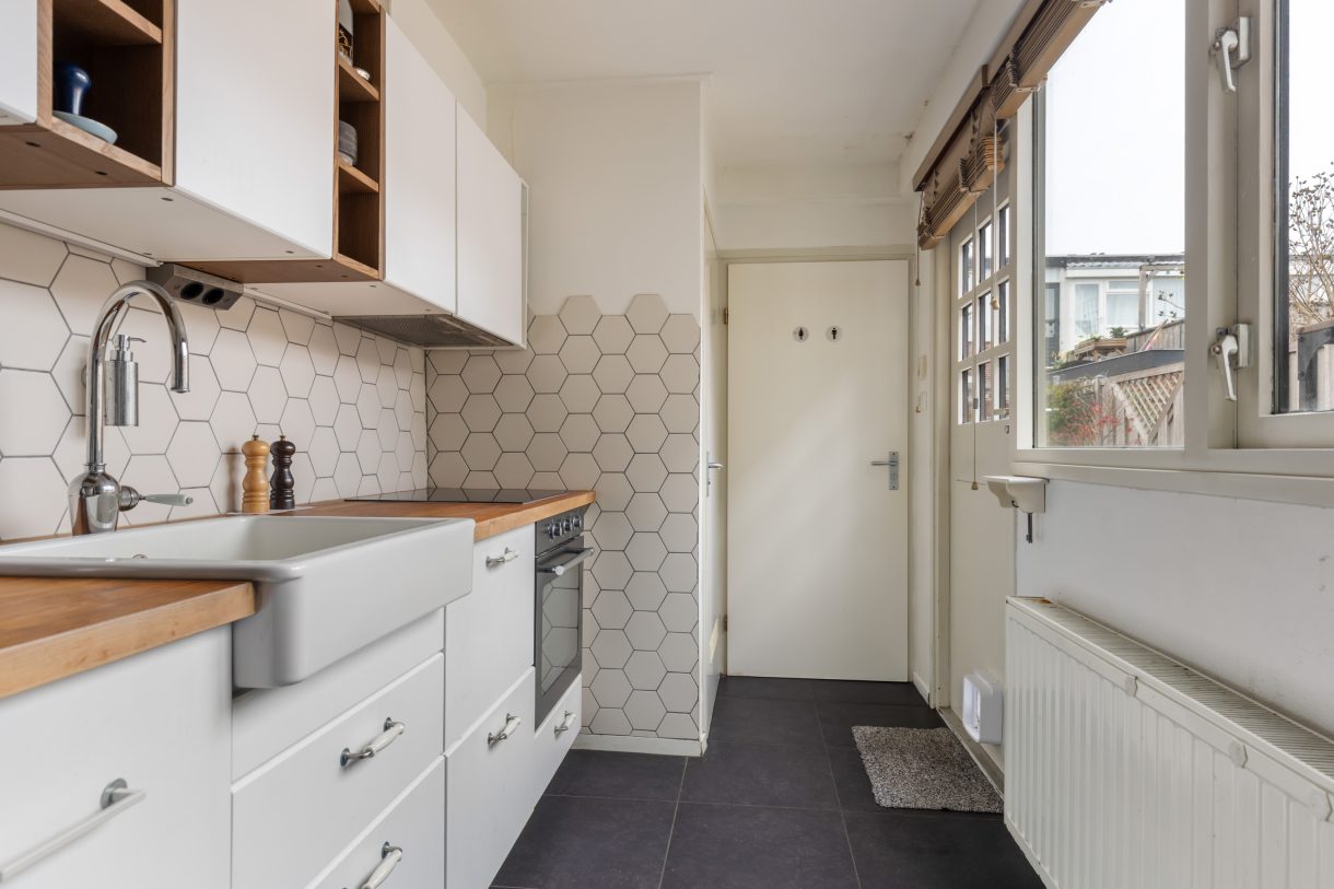 Te koop: Foto Woonhuis aan de Van Loonstraat 10 in Woerden