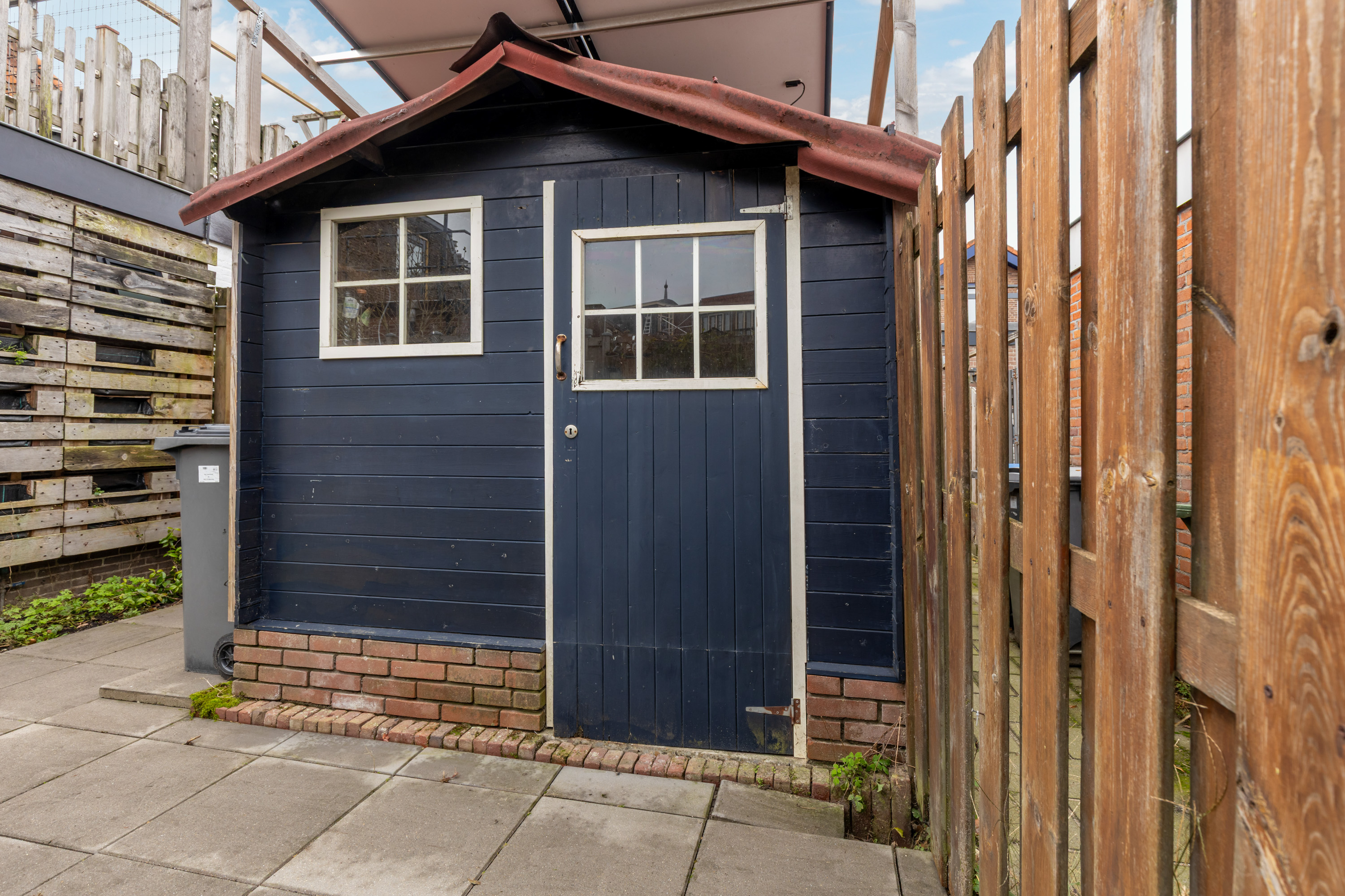 Te koop: Foto Woonhuis aan de Van Loonstraat 10 in Woerden