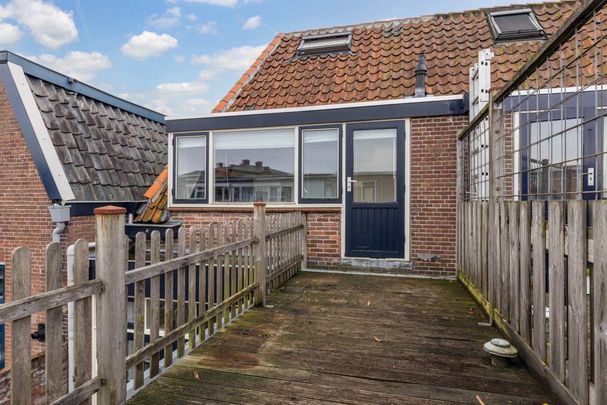 Te koop: Foto Woonhuis aan de Van Loonstraat 10 in Woerden