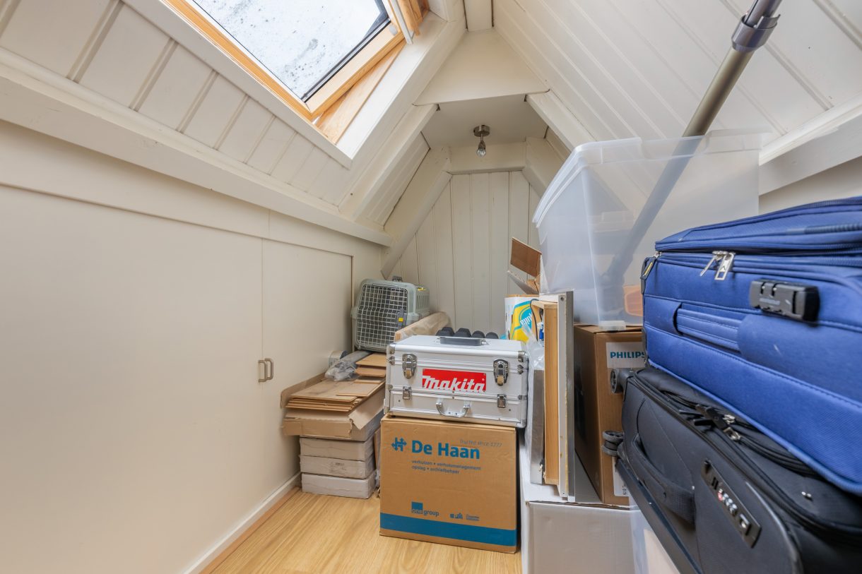 Te koop: Foto Woonhuis aan de Van Loonstraat 10 in Woerden