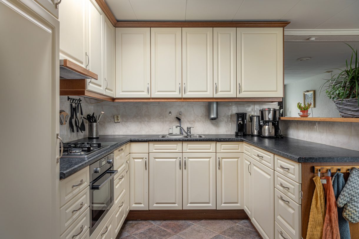 Te koop: Foto Woonhuis aan de Ljurkstrjitte 4 in Stiens