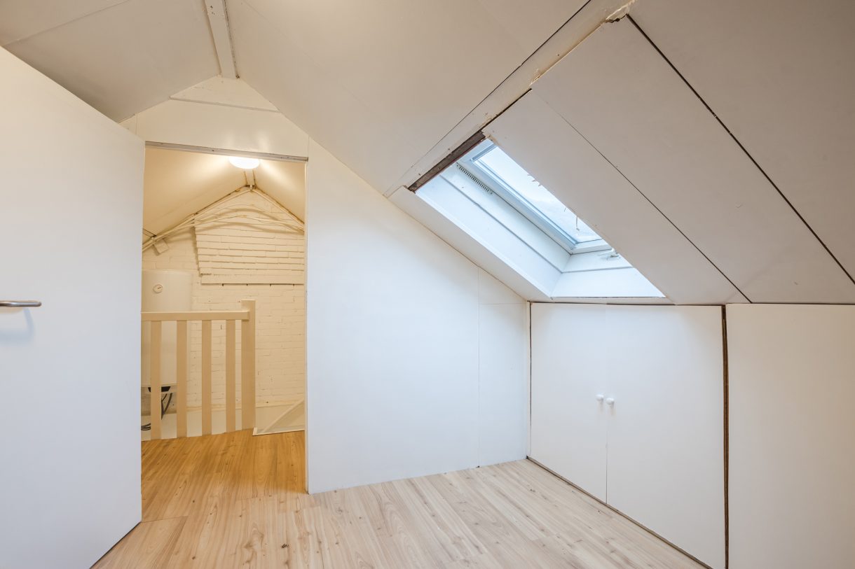 Te koop: Foto Woonhuis aan de Weigeliastraat 2 in Hoogeveen