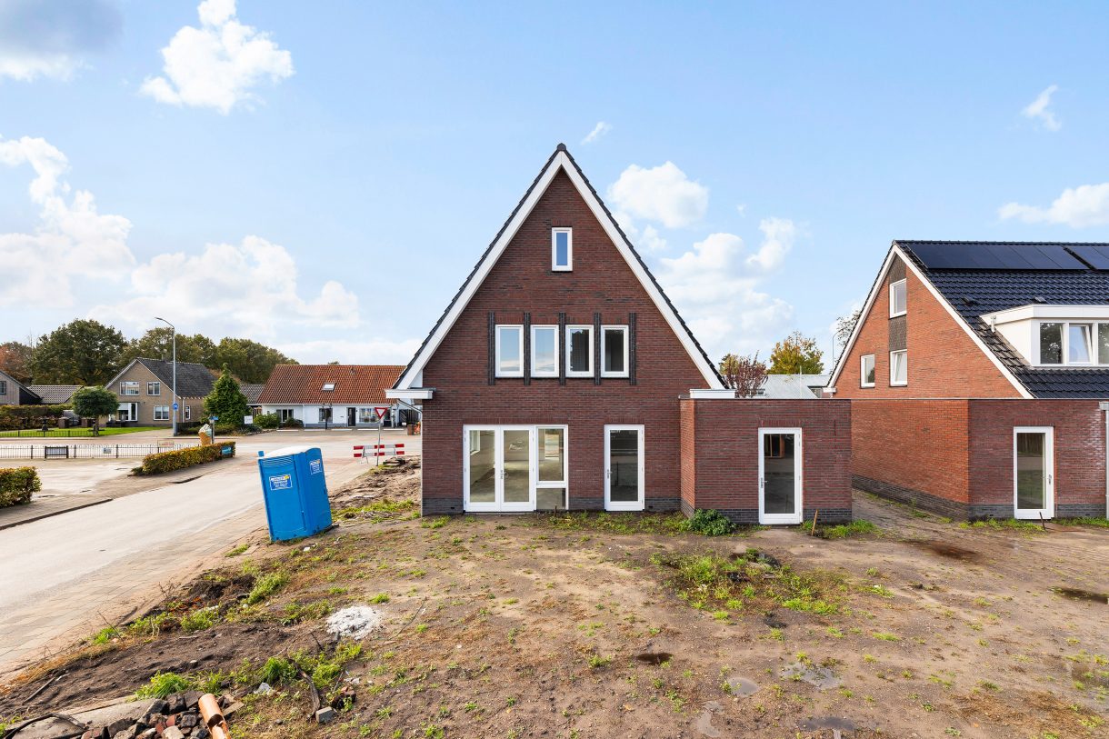 Te koop: Foto Woonhuis aan de Stationsweg 30 in Wezep