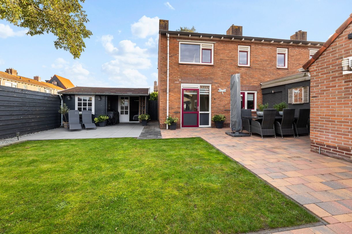 Te koop: Foto Woonhuis aan de Vlierstraat 36 in Wezep