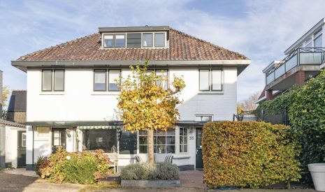 Hoofdfoto van Breukelen Domineeslaantje 35