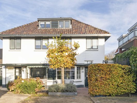 Hoofdfoto van Breukelen Domineeslaantje 35