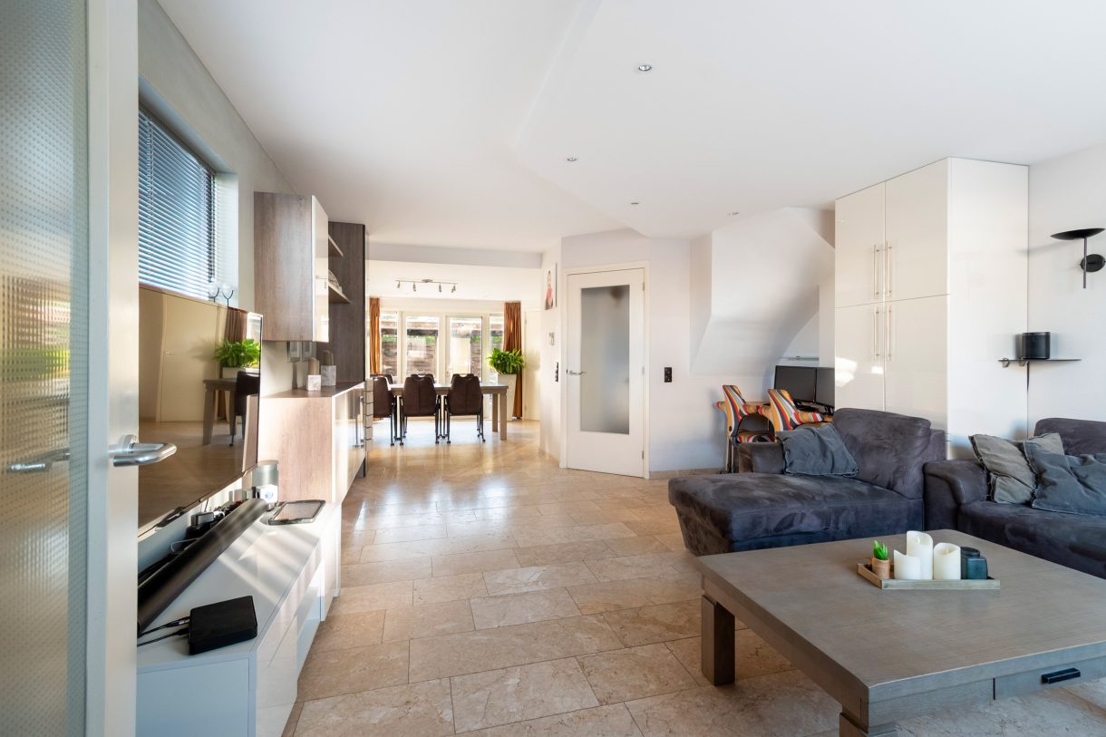 Te koop: Foto Woonhuis aan de Gruttostraat 1 in Kamerik