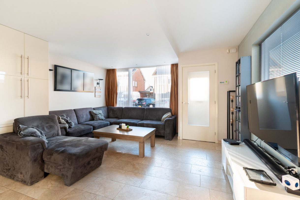 Te koop: Foto Woonhuis aan de Gruttostraat 1 in Kamerik