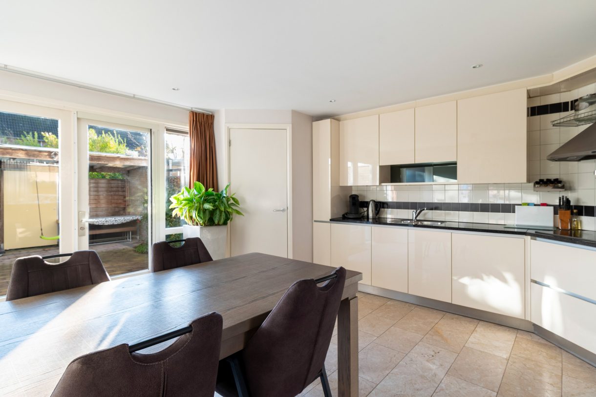 Te koop: Foto Woonhuis aan de Gruttostraat 1 in Kamerik